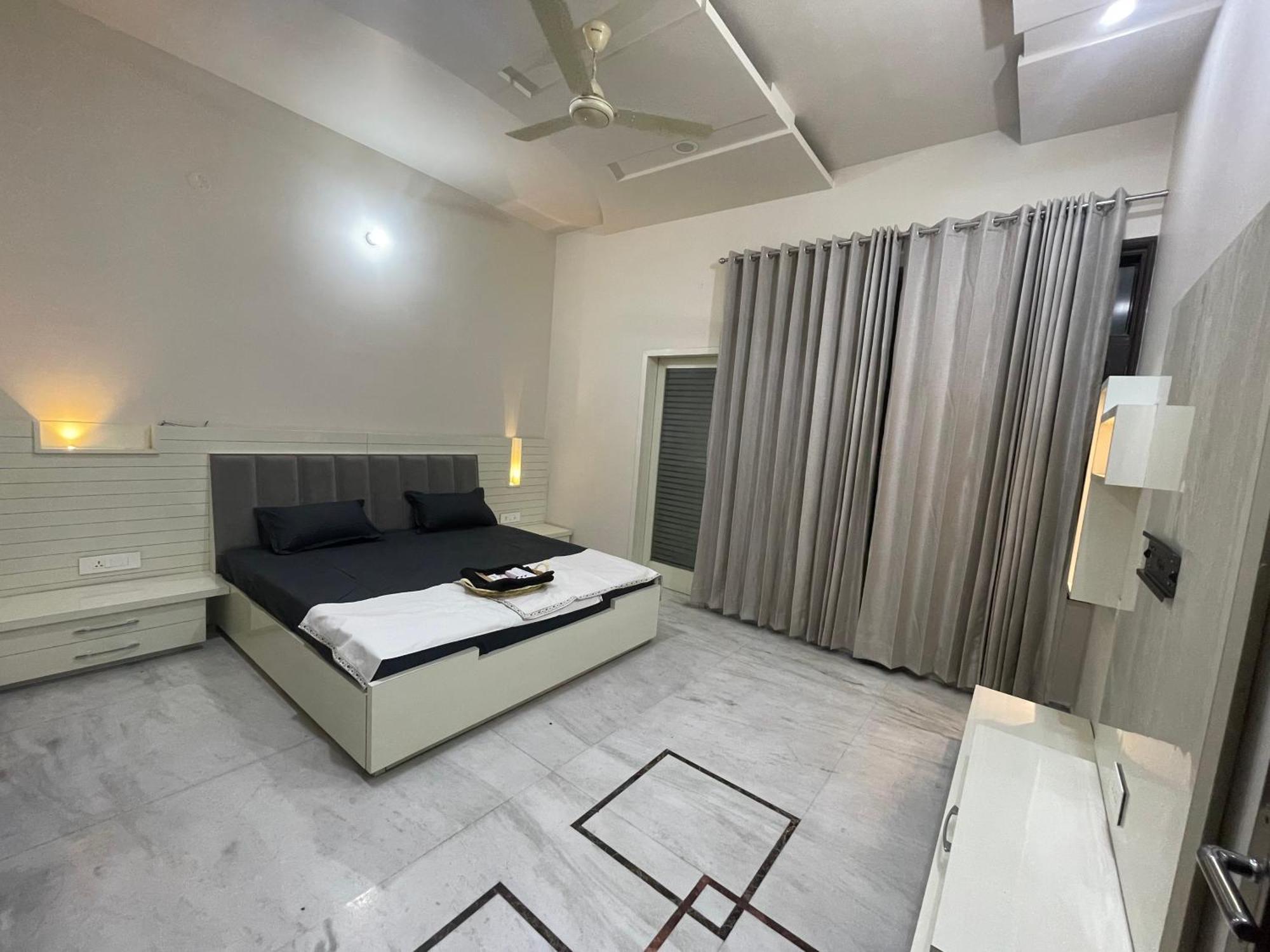 암리차르 Urban Oasis 빌라 외부 사진